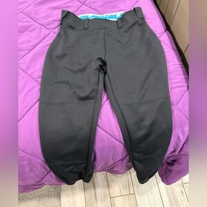 Women’s Size Medium Easton Black Softball Sports Pants